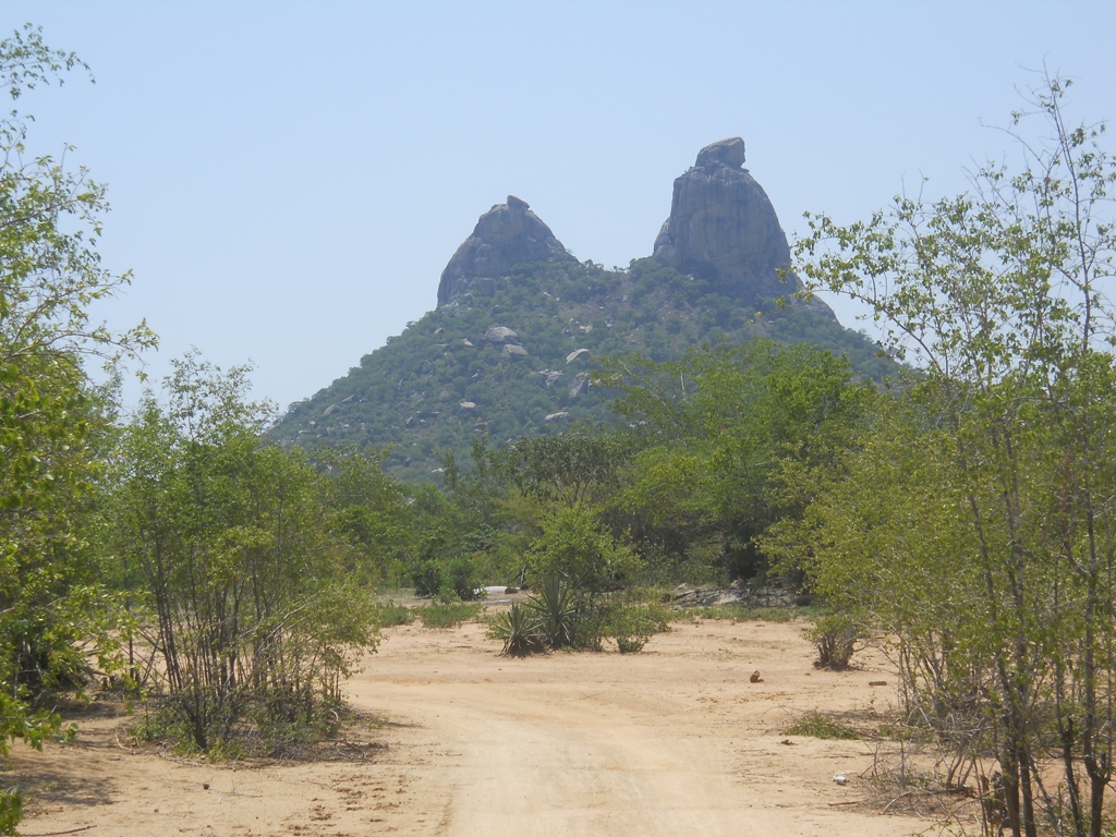 Montagna tra Benguela e Cubal - Mountain between Benguela and Cubal